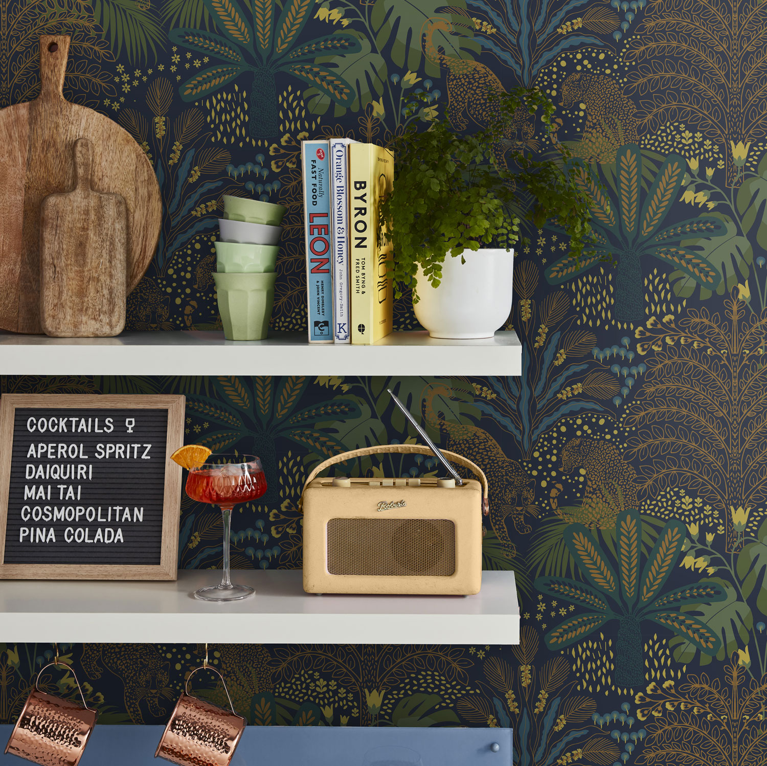 Modrá vliesová tapeta so stromami a listami, 118612, Envy