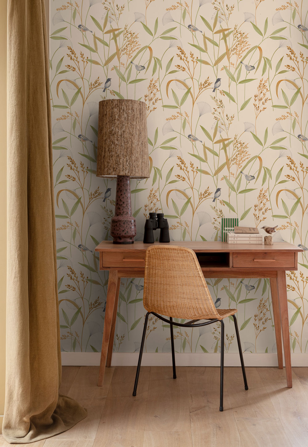 Tapeta, béžovozelená, lúčne trávy, vtáčiky, A83501, Inia, Grandeco